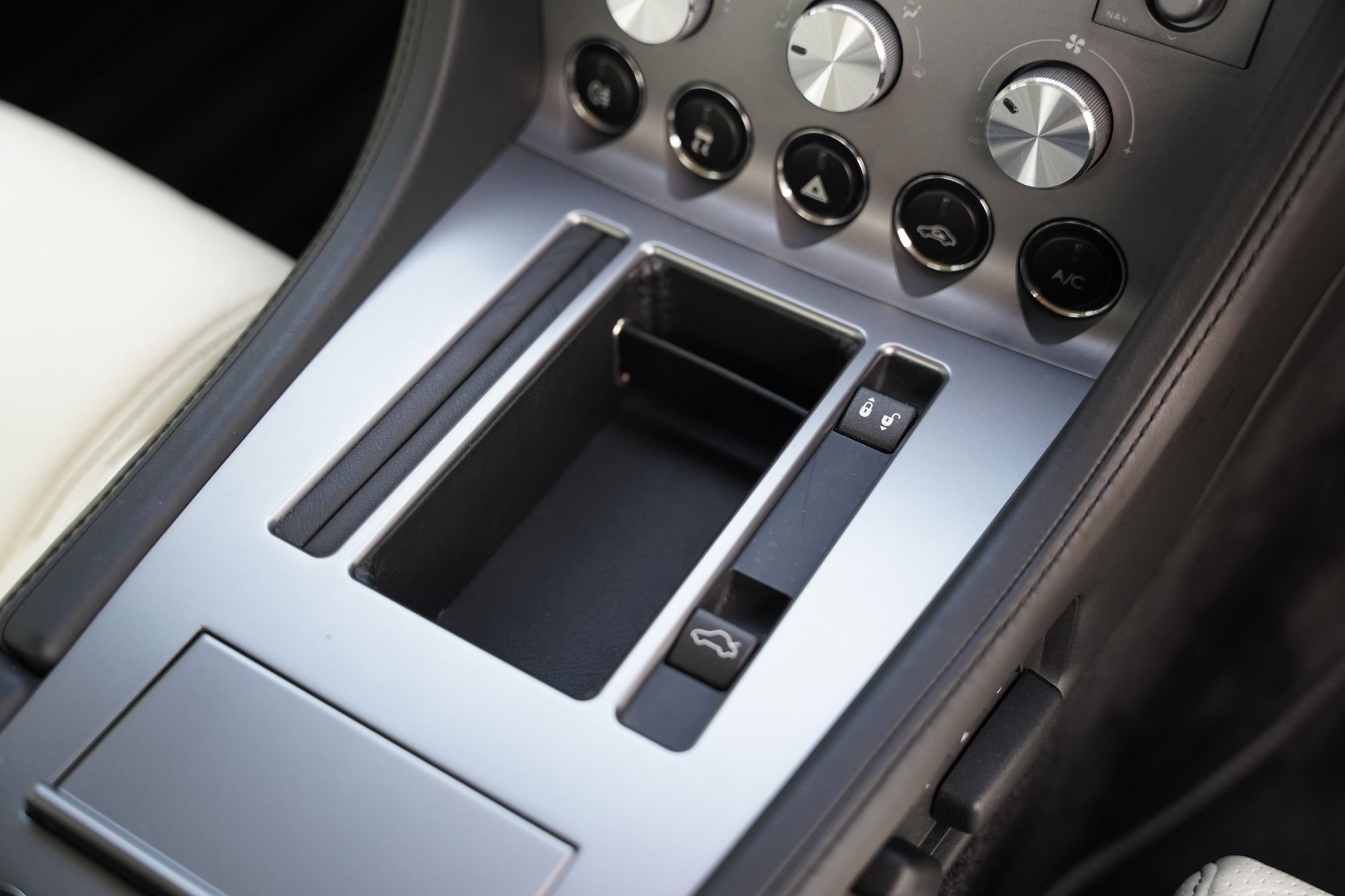 2009 Aston Martin DB9 Coupe