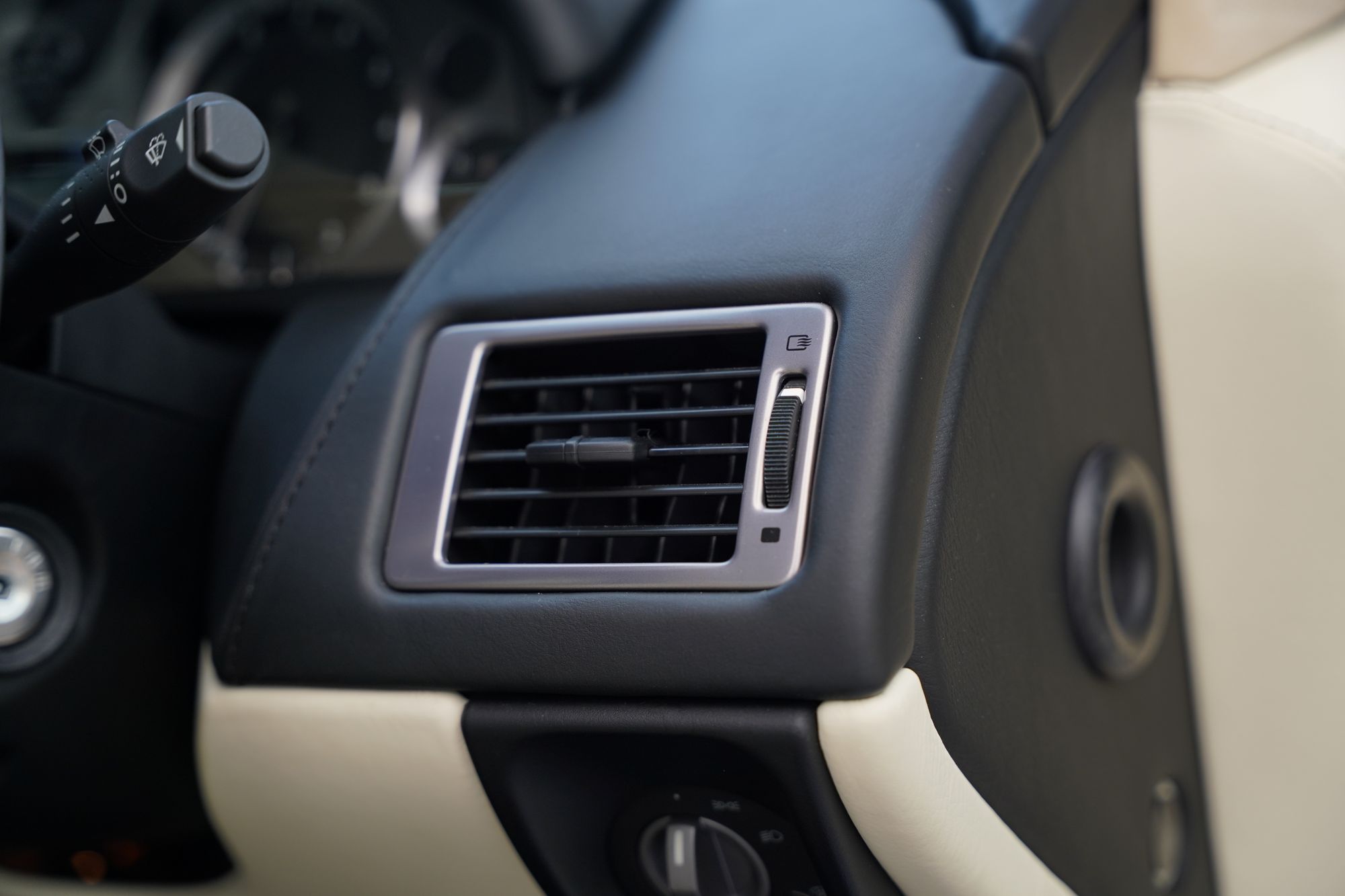 2009 Aston Martin DB9 Coupe