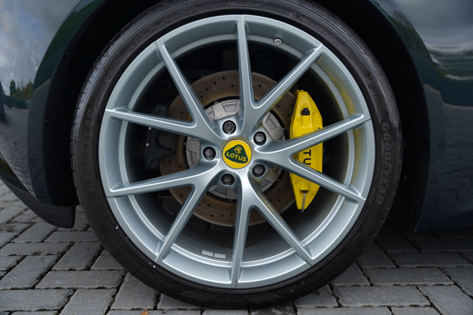 2023 Lotus Emira V6 First Edition