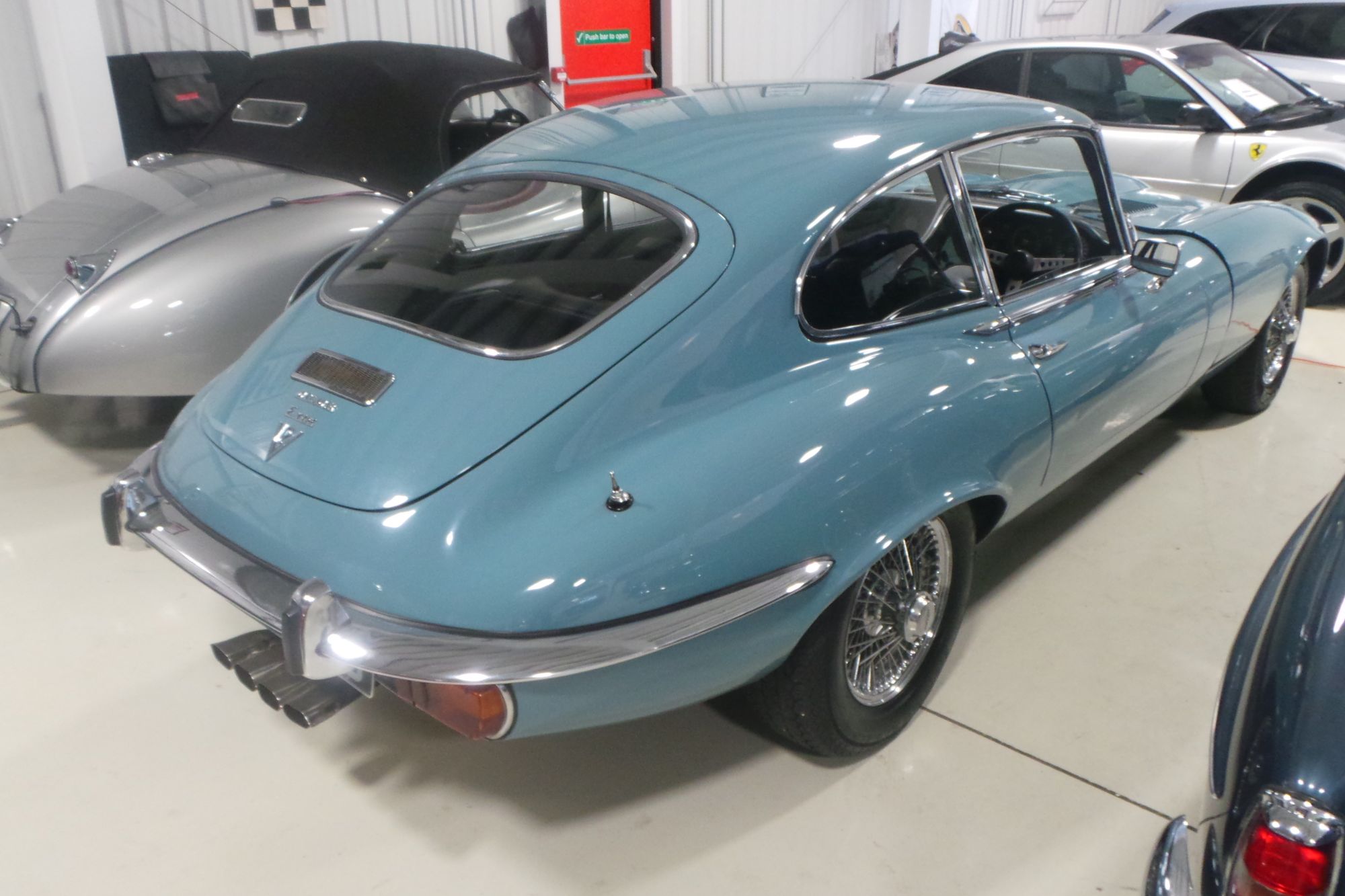 Jaguar E-Type Series 3 V12