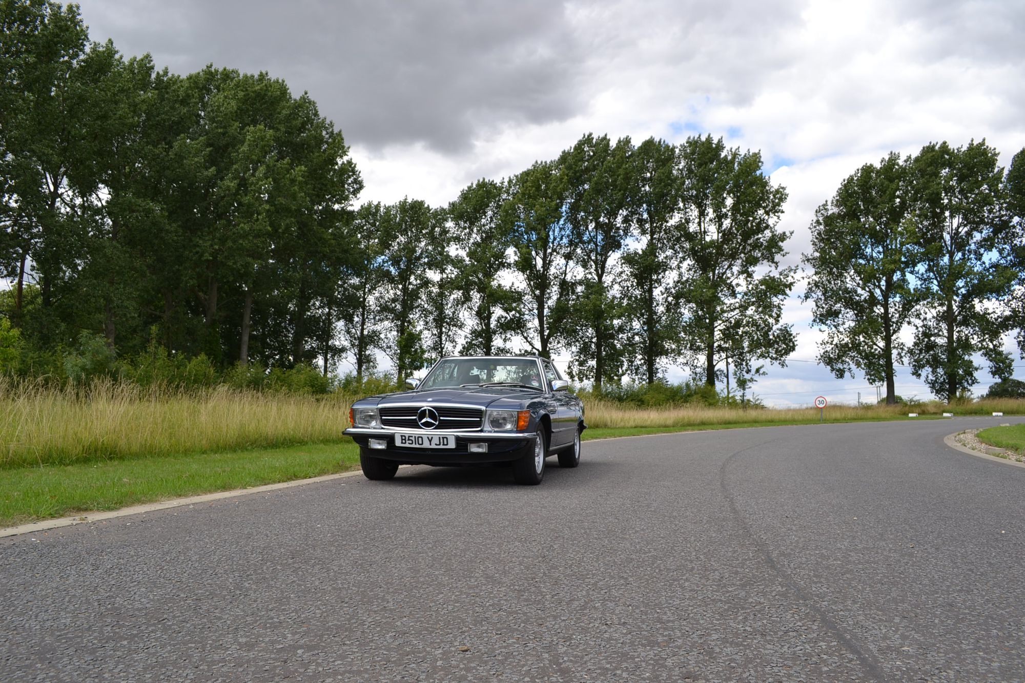 Mercedes-Benz 500 SL