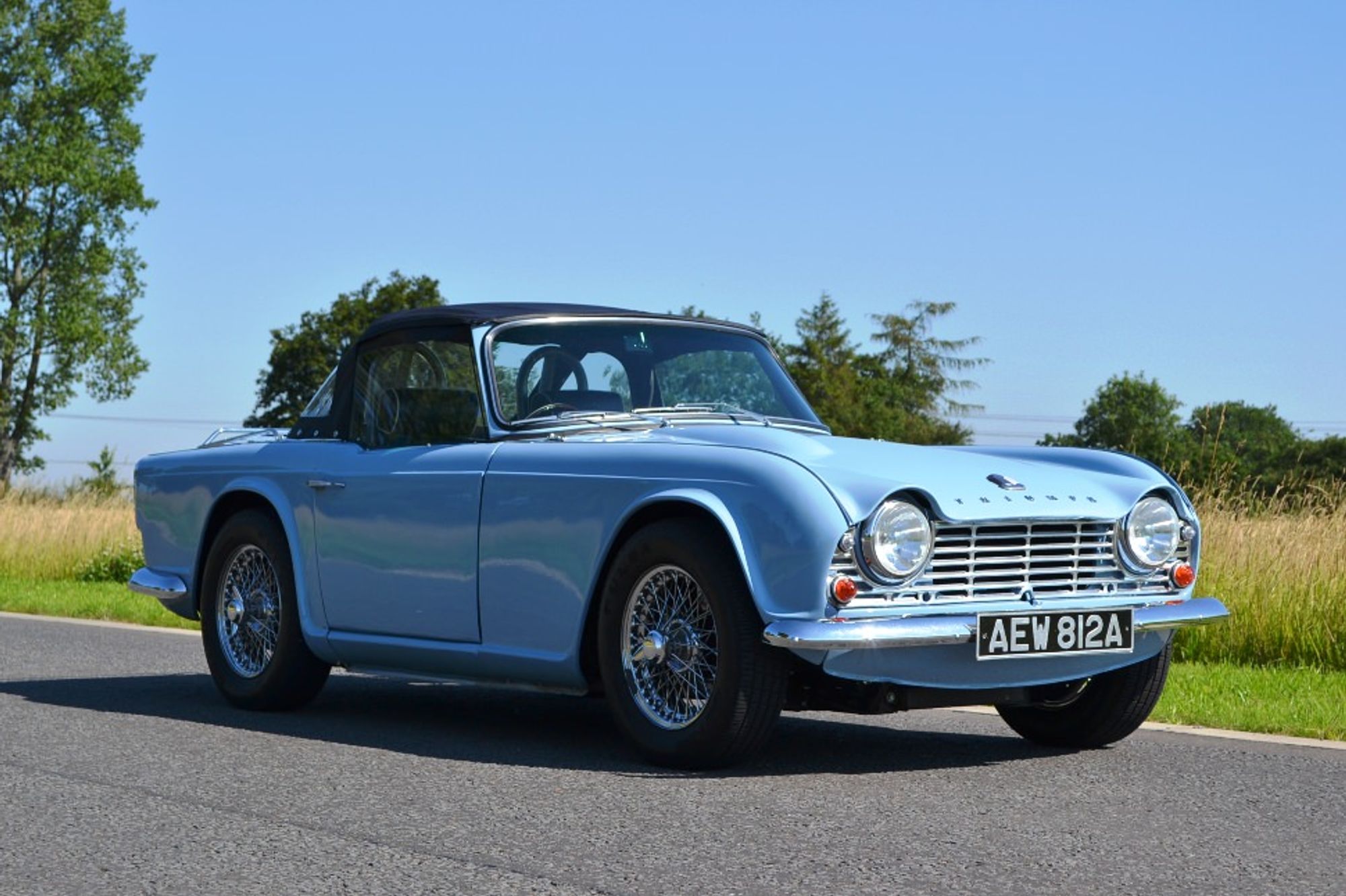 Triumph TR4