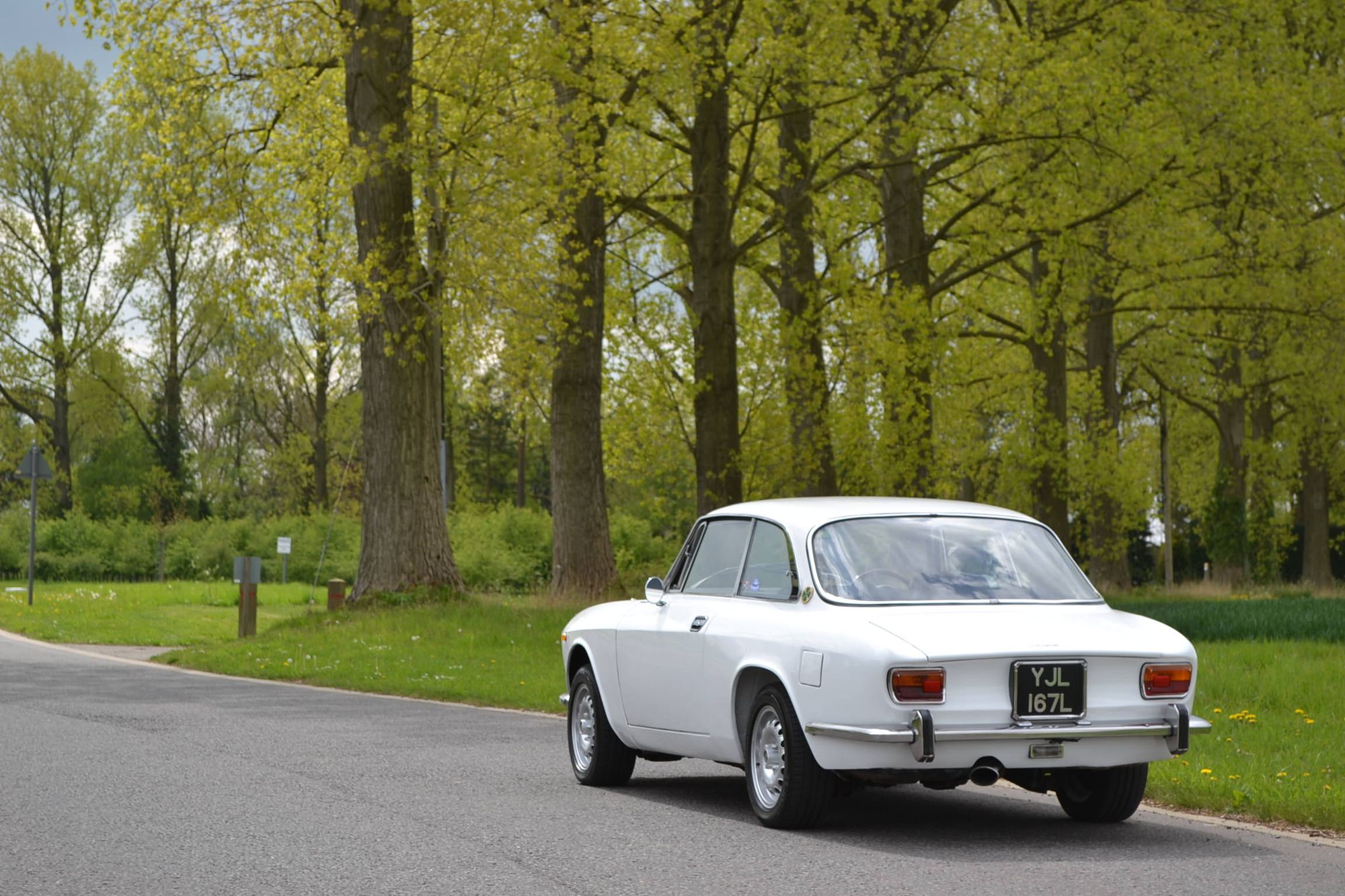 Alfa Romeo 1750 GTV 1750 GT VELOCE
