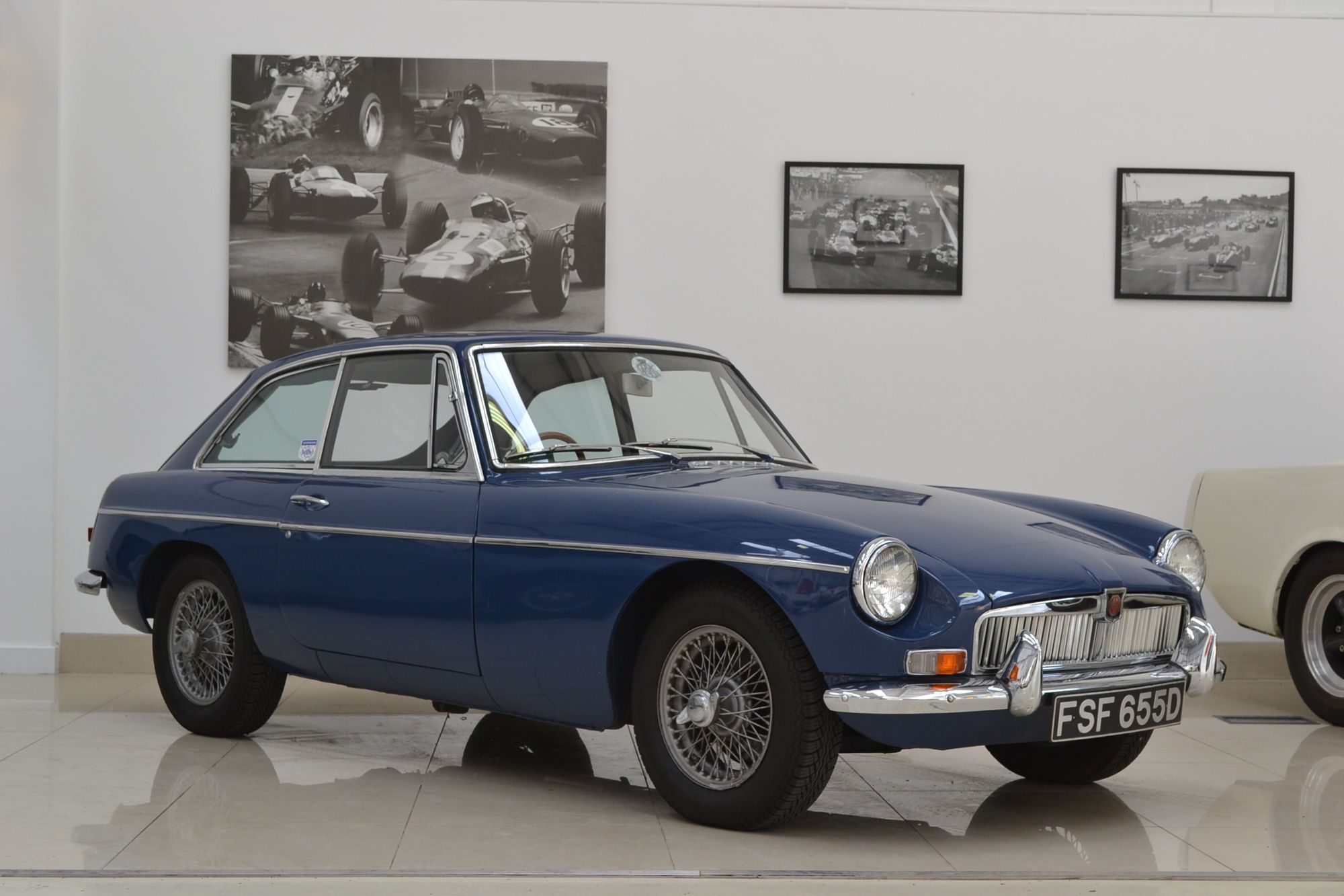 MG BGT B GT