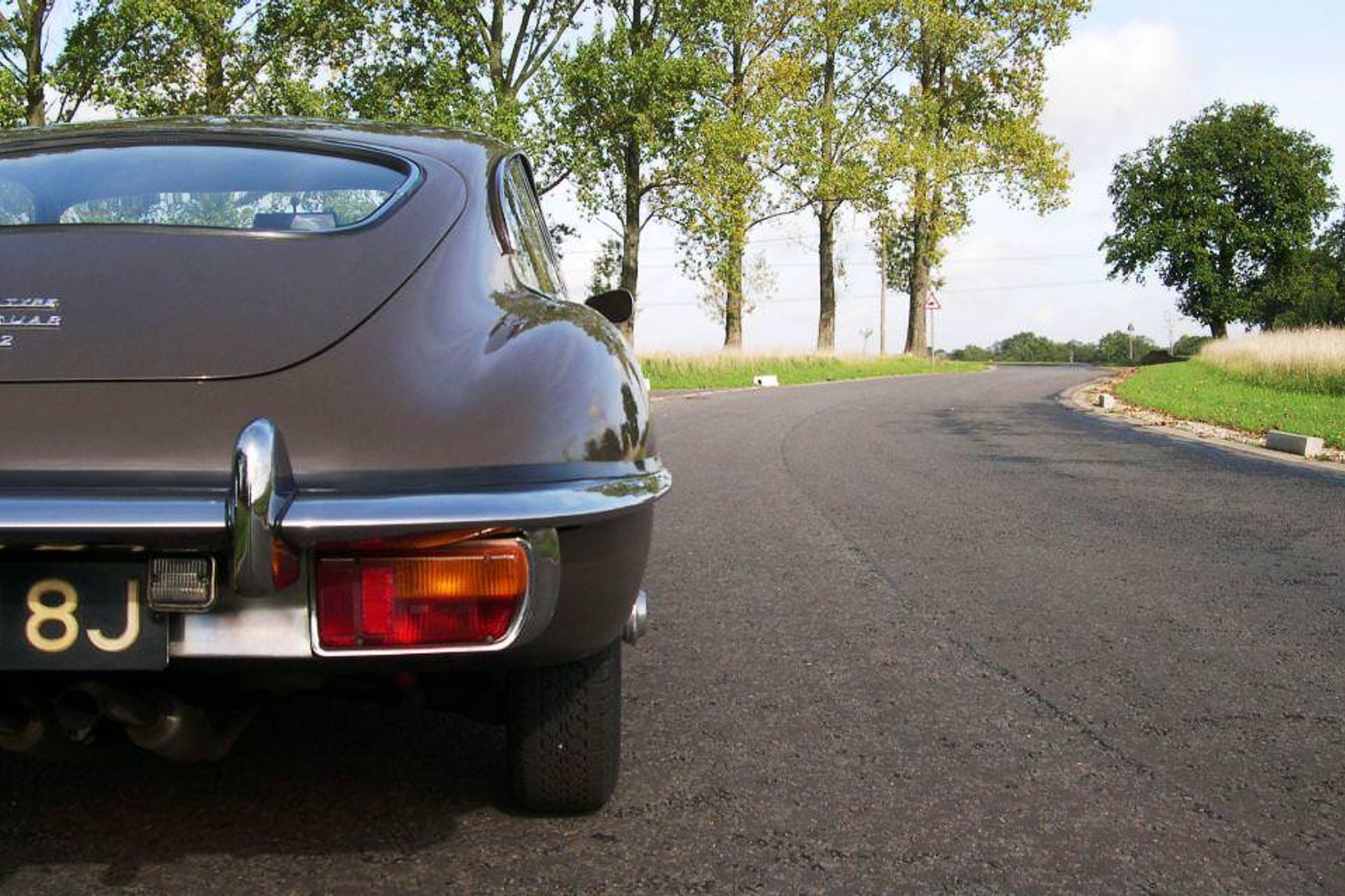 Jaguar E-Type Series 2 4.2 FHC