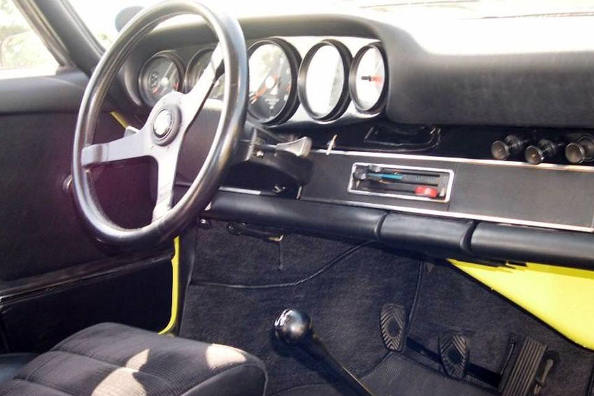 Porsche 911 2.7 RS TOURING LHD